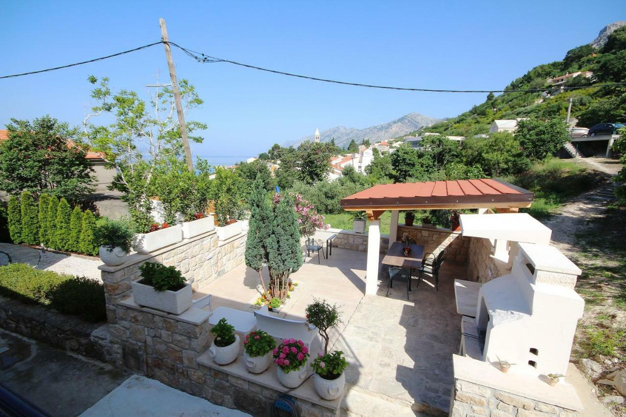 Apartmani Dalmacija Brela Bagian luar foto
