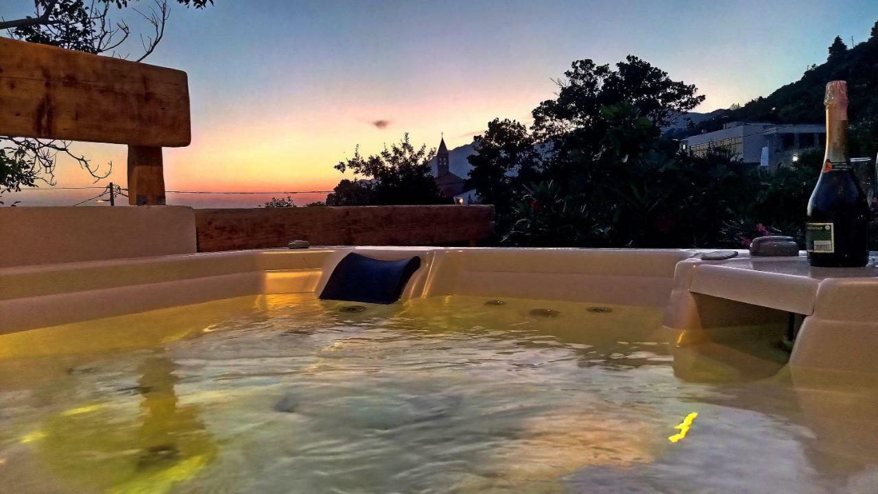 Apartmani Dalmacija Brela Bagian luar foto