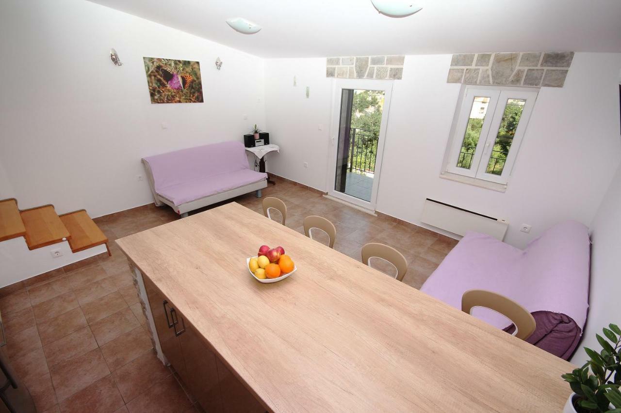 Apartmani Dalmacija Brela Bagian luar foto